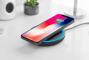 Wireless Charging Speed Review: A Balanced Look at Convenience vs. Efficiency